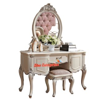 Wooden Antique Dressing Table