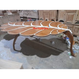 Wooden Leaf Decorated Dining Table Set