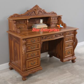 Wooden Classic Office Desk