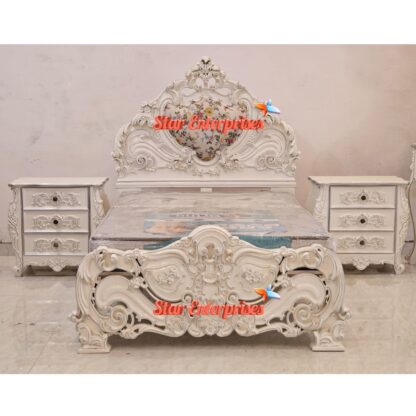 Wooden Classical Queen Size Bed